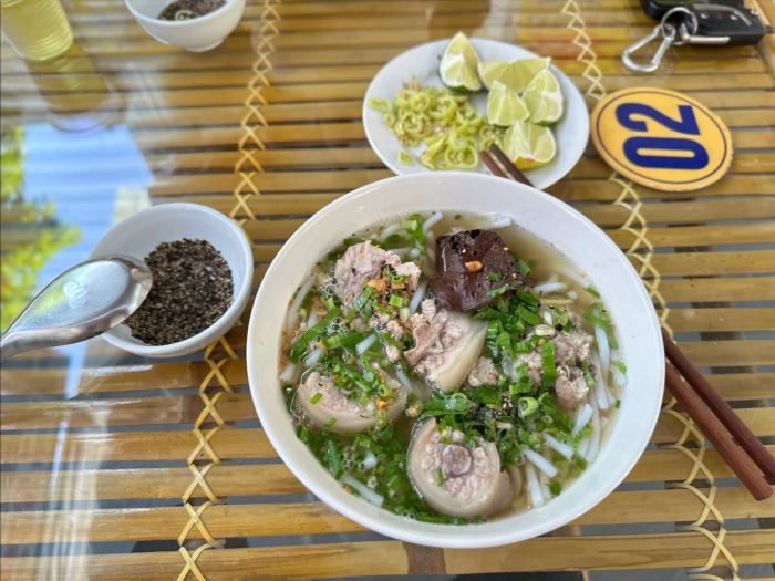 quán bánh canh Trảng Bàng ngon ở Tây Ninh 