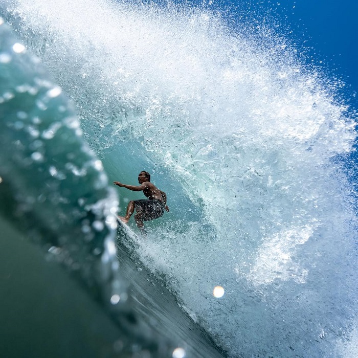 Bãi biển Keramas Bali là địa điểm lướt sóng nổi tiếng