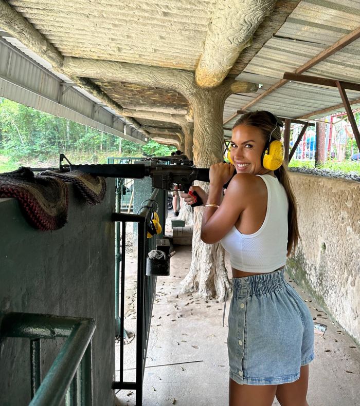 điểm đến lịch sử ở Sài Gòn Địa đạo Củ Chi