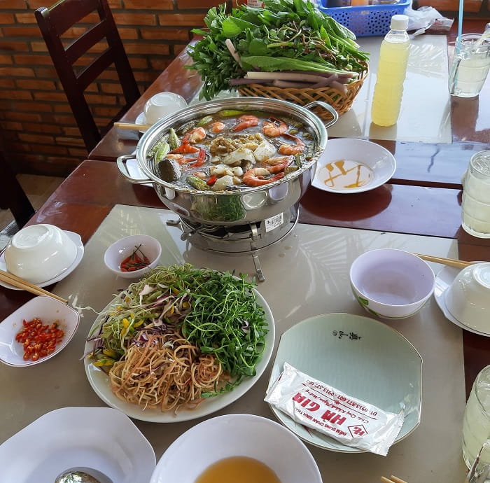 Lẩu mắm Hà Gia Châu Đốc là quán lẩu mắm An Giang ngon không thể cưỡng lại 