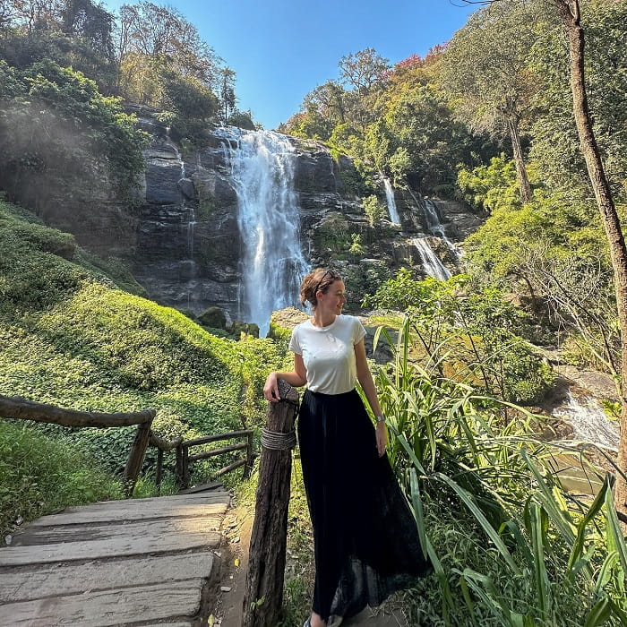 Chinh phục thác Wachirathan Thái Lan