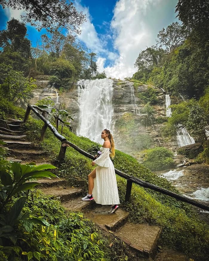 Chinh phục thác Wachirathan Thái Lan