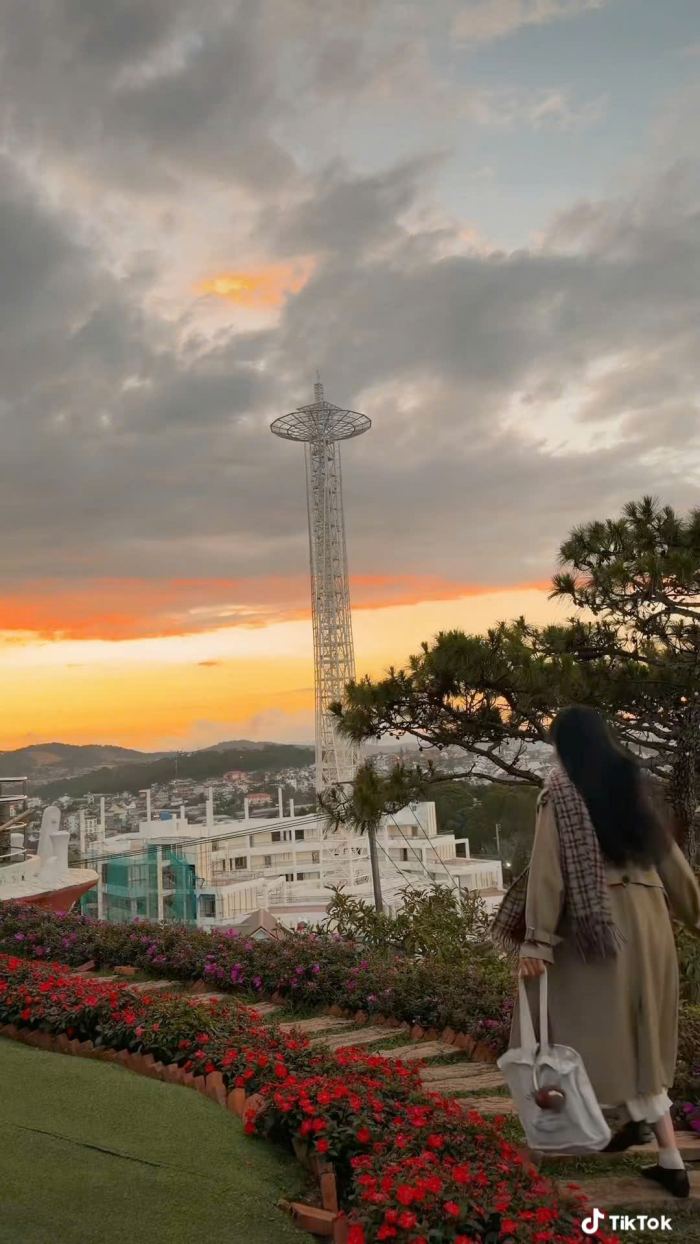 Tháp truyền hình Đà Lạt 