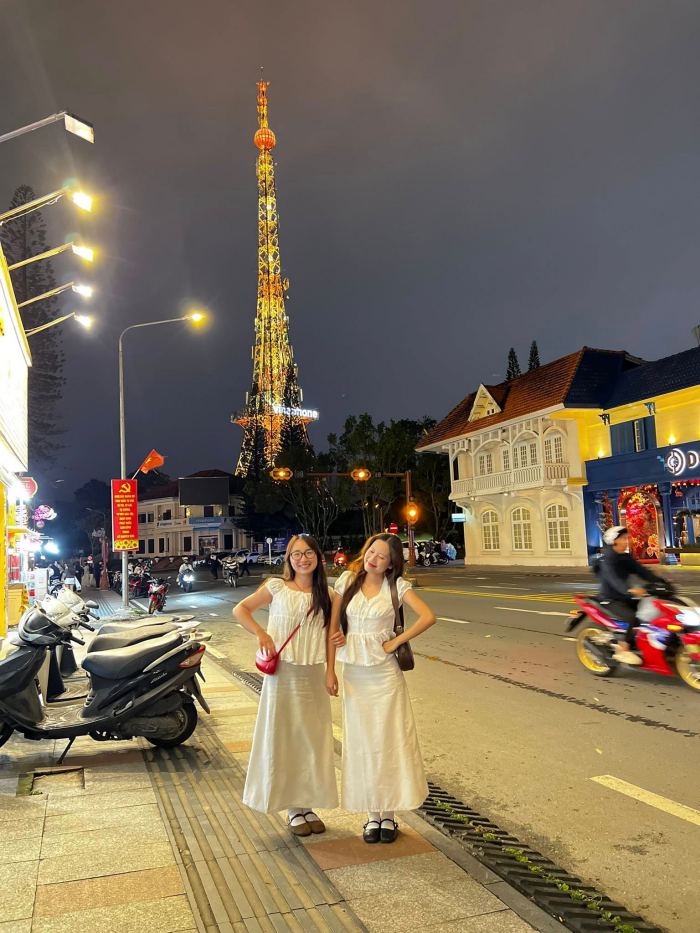 tháp truyền hình Đà Lạt