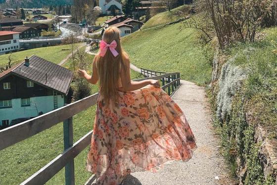 'Ngẩn ngơ' trước vẻ đẹp tựa cổ tích của thị trấn Lauterbrunnen Thụy Sĩ