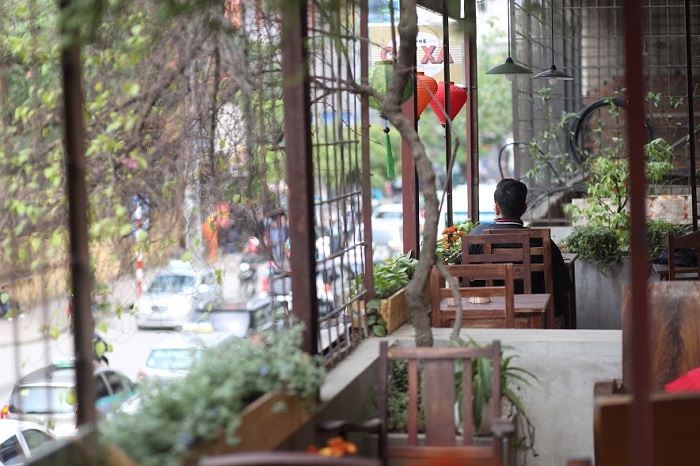 Nostalgic cafes between Hanoi
