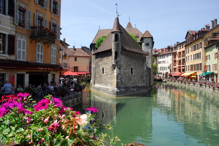 Những thị trấn nhỏ đẹp nhất nước Pháp bạn nên ghé thăm