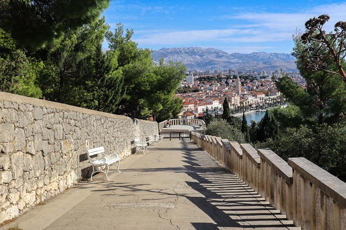 Hướng dẫn du lịch thành phố Split Croatia