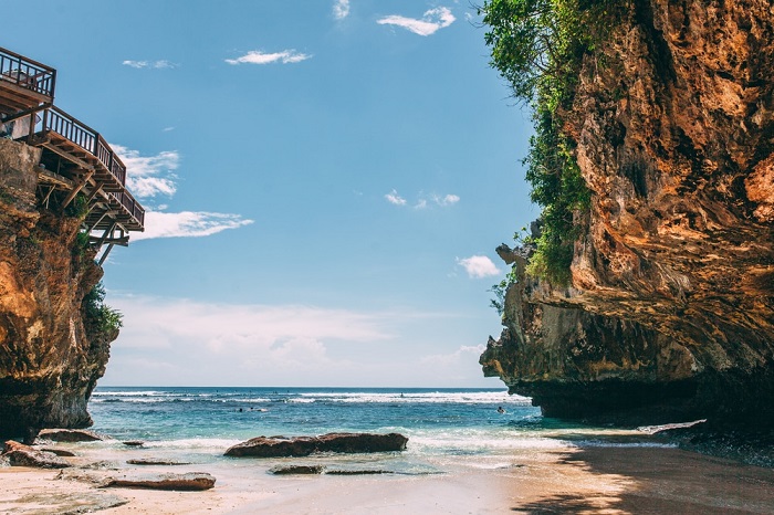 Những hoạt động du lịch ở vịnh Jimbaran Bali