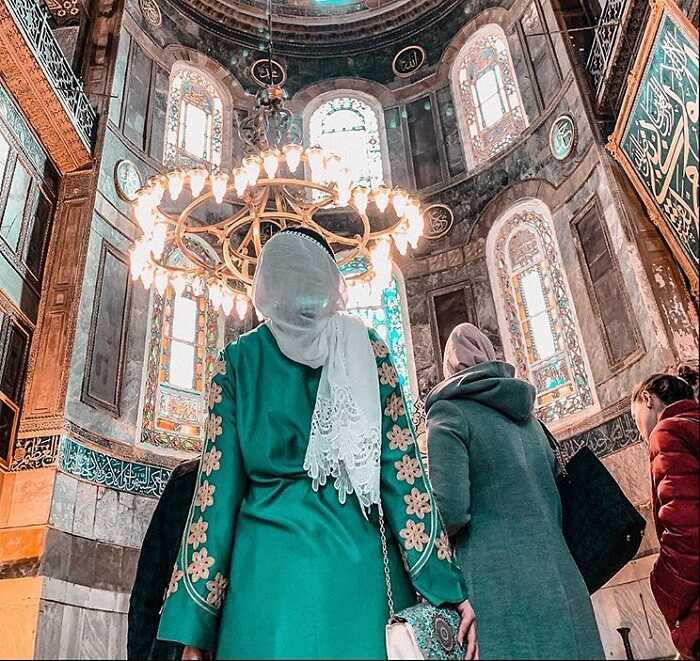 cau-galata-istanbul-ble-mosque