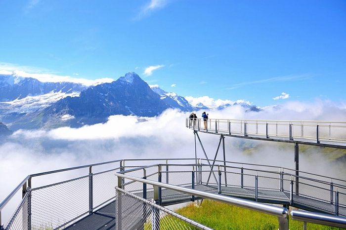 Lạc bước vào ngôi làng Grindelwald đẹp như tranh vẽ