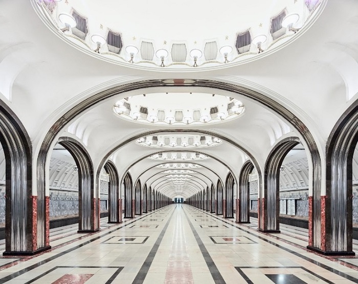 Ga tàu điện ngầm Moscow