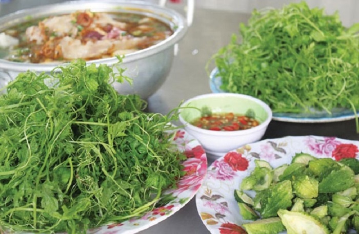 Hotpot leaves bitter melon through the specialty forest of Dong Nai