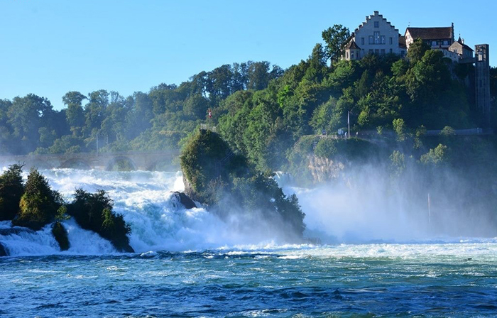 Thác Nước Sông Rhine - Tuyệt Tác Của Thiên Nhiên Thụy Sĩ