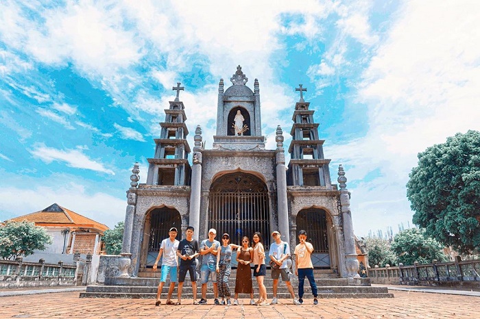 Khám phá kiến trúc độc lạ  ở nhà thờ đá Phát Diệm