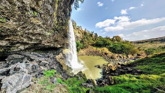 Discover the beauty of Phu Cuong waterfall - the first waterfall in Gia Lai