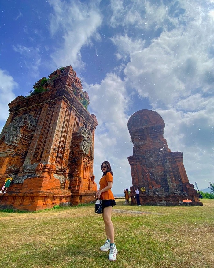 'Say như điếu đổ' kiến trúc Champa ấn tượng của tháp Bánh Ít Bình Định