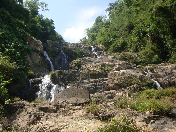 O O waterfall in Quang Tri - the scenery of the waterfall