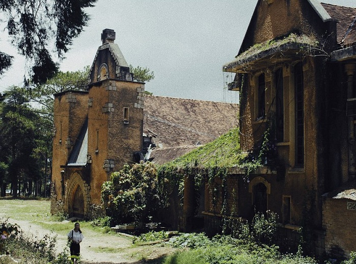 Nhà nguyện Franciscaines là công trình bỏ hoang ở Việt Nam huyền bí