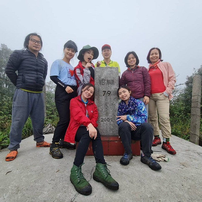 What's so beautiful about Khang Su Van Lai Chau peak?