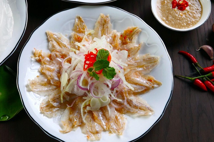 Vung Tau apricot fish salad - Bay Luom restaurant