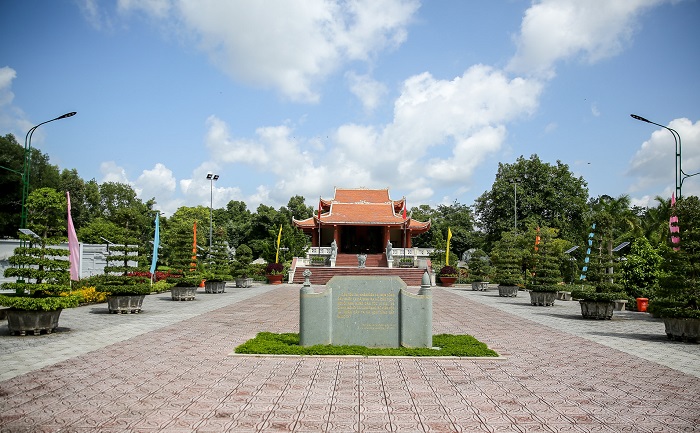 khu tưởng niệm Hồ Chí Minh Cà Mau - không gian