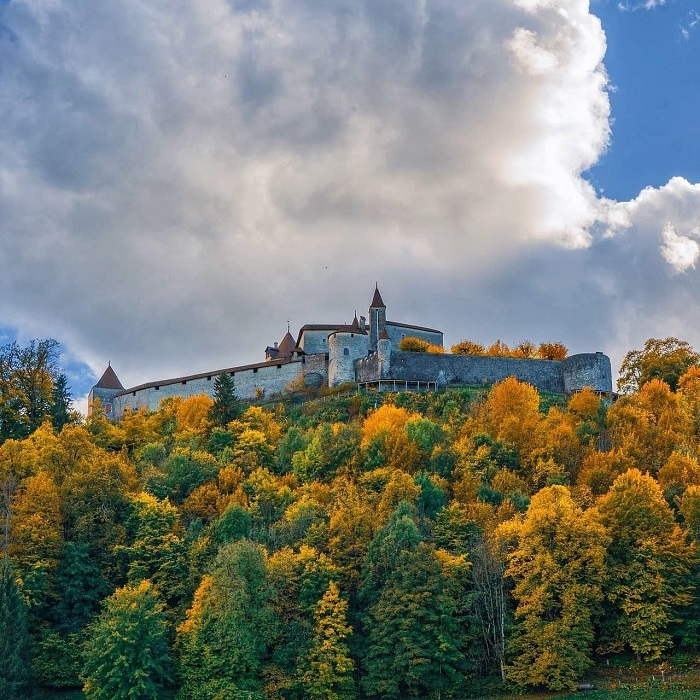 Lâu đài Gruyères những lâu đài đẹp nhất Thụy Sĩ
