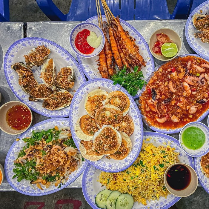 Hải sản Năm Đảnh - quán hải sản ngon ở Đà Nẵng được yêu thích 