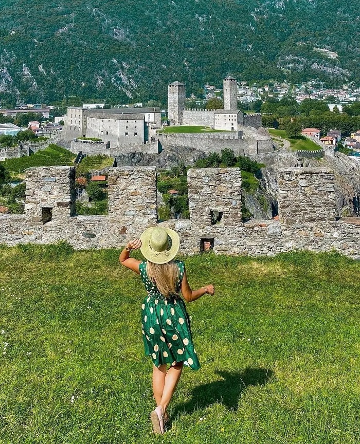 Lâu đài Bellinzona những lâu đài đẹp nhất Thụy Sĩ