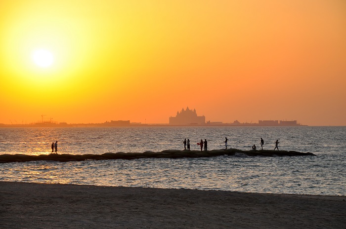 Bãi biển Ghantoot bãi biển đẹp nhất ở Dubai