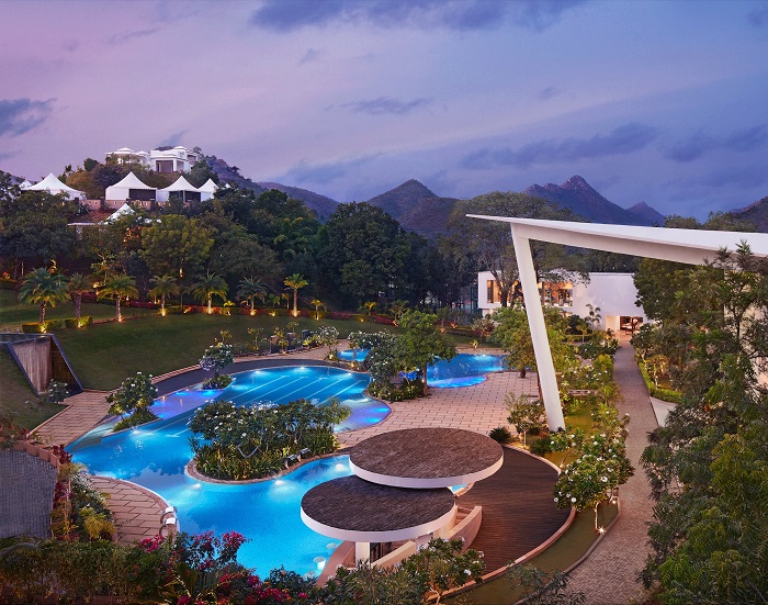 Taj Aravali Resort & Spa - khách sạn đẹp nhất ở Udaipur