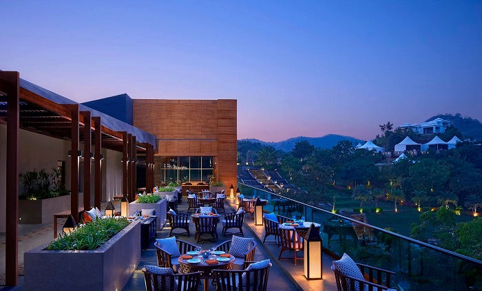 Phong cách hiện đại ở Taj Aravali Resort & Spa - khách sạn đẹp nhất ở Udaipur