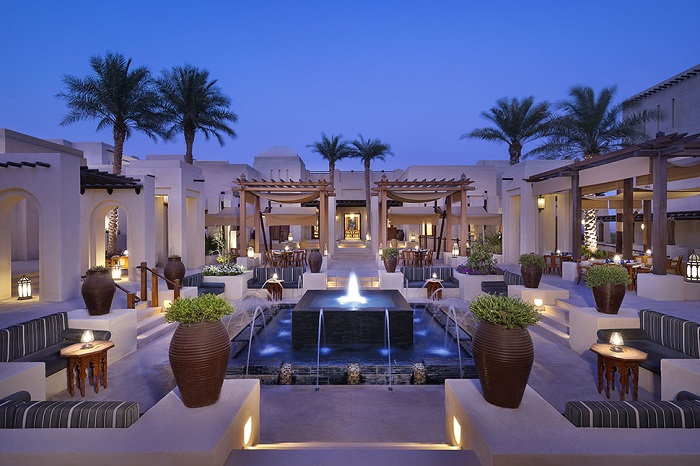 Khu nghỉ dưỡng & Spa Al Wathba - khu nghỉ dưỡng trên sa mạc ở UAE