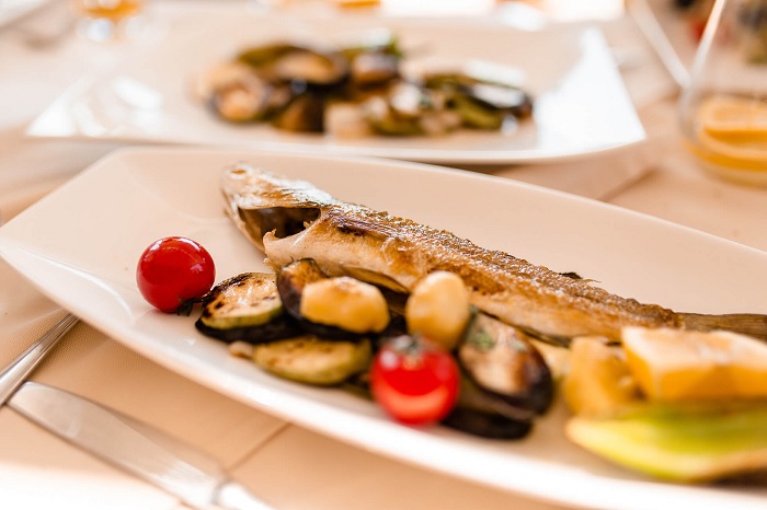 Cá là món ăn phổ biến ở Albania - Kinh nghiệm du lịch Albania