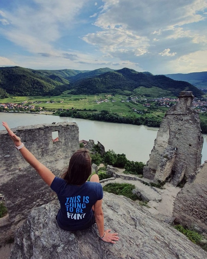 Danube cũng là con sông nổi tiếng châu Âu chảy qua nhiều thành phố nổi tiếng