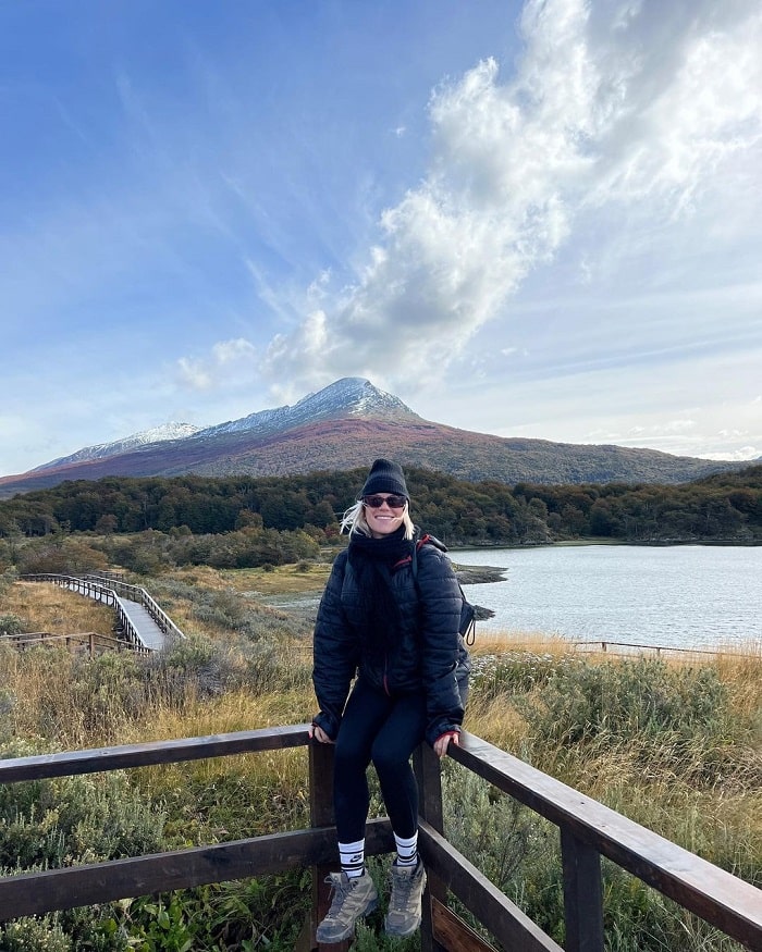 Đi bộ ở công viên quốc gia Tierra del Fuego Argentina
