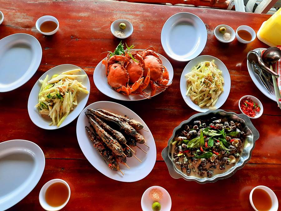 Ẩm thực ở điểm du lịch cộng đồng Nguyễn Hùng Cà Mau  