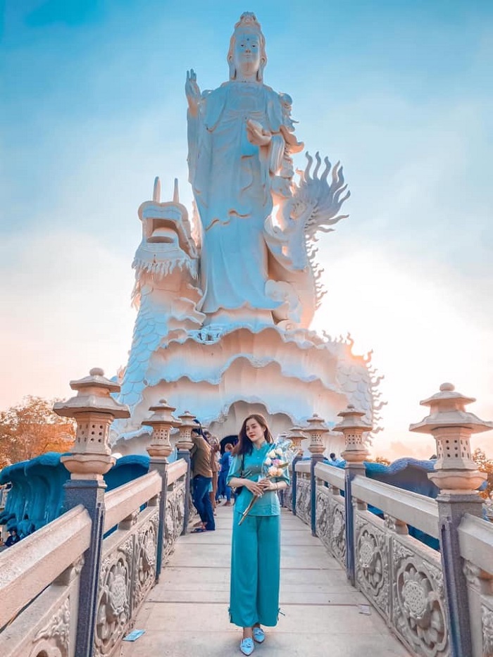 du lịch Tây Ninh 1 ngày check-in chùa Gò Kén