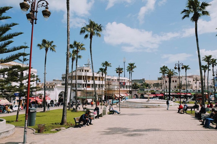 Quảng trường The Grand Socco là điểm tham quan nổi bật ở thành phố Tangier