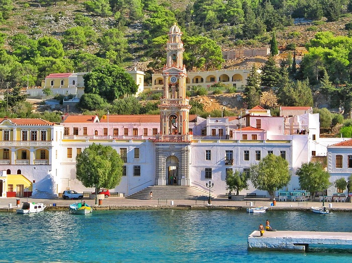 Tu viện ở Panormitis đảo Symi Hy Lạp