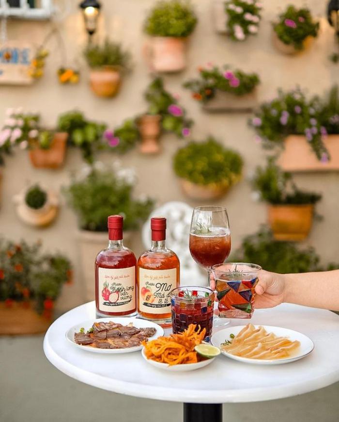 quán rượu ở Đà Lạt  Tiệm Ký Gửi Nỗi Buồn