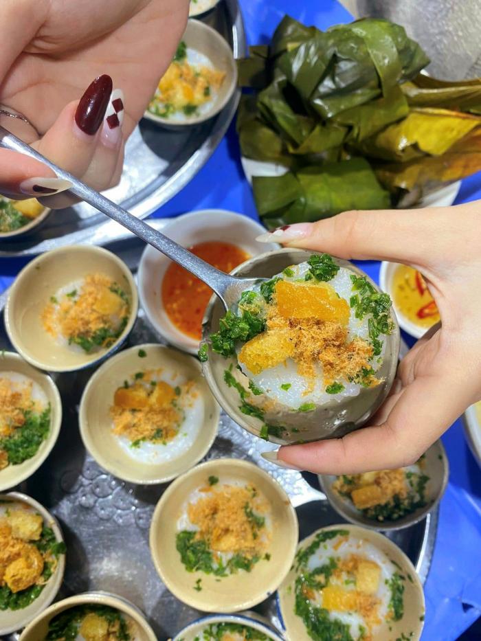 Cô Mai quán bánh bèo ở Tuy Hoà 