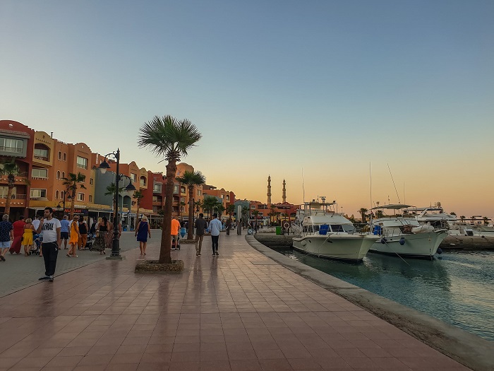 Khám phá thành phố Hurghada là điều cần làm ở bãi biển Hurghada và khu vực xung quanh 