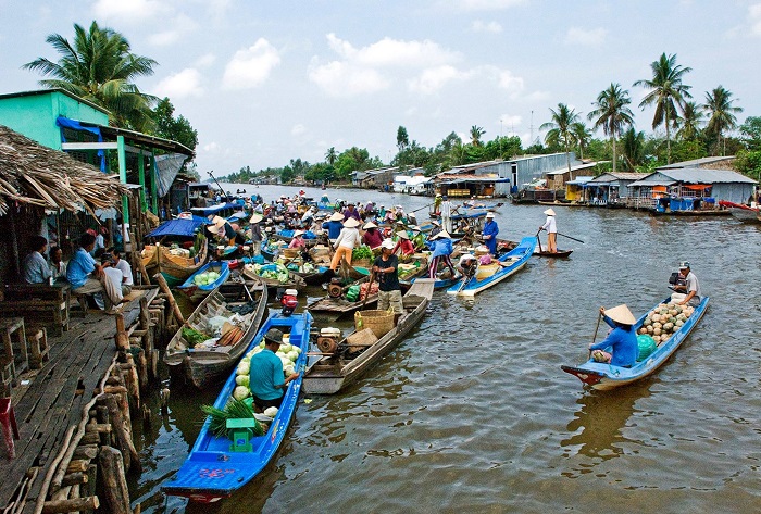 Chợ nổi Vĩnh Thuận Kiên Giang thu hút du khách