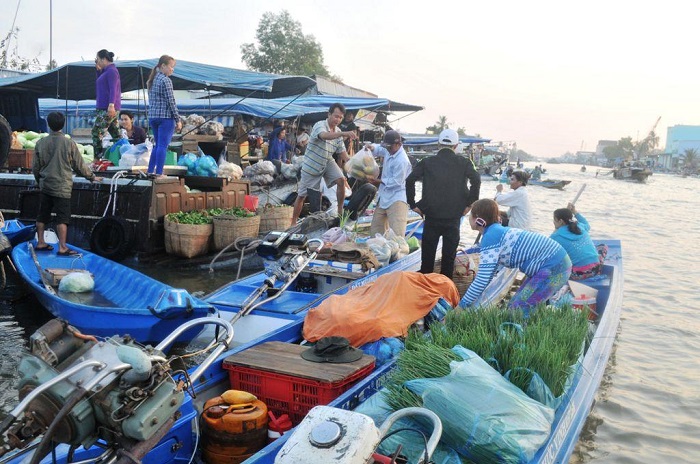 Chợ nổi Vĩnh Thuận Kiên Giang có gì