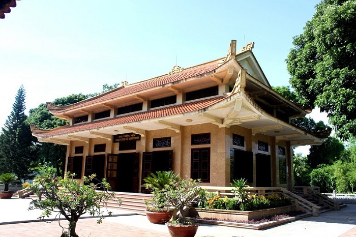 địa điểm du lịch Nam Đàn - cụm di tích Kim Liên