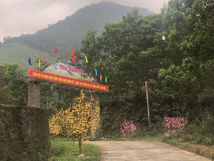 điểm du lịch Đầm Hà Quảng Ninh - Thác Bạch Vân