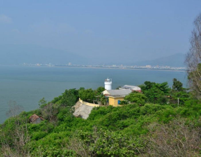 hải đăng làng chài Hải Minh