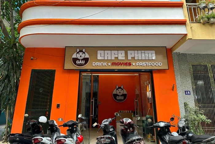 quán cafe phim ở Hà Nội - GÂU Cafe Phim