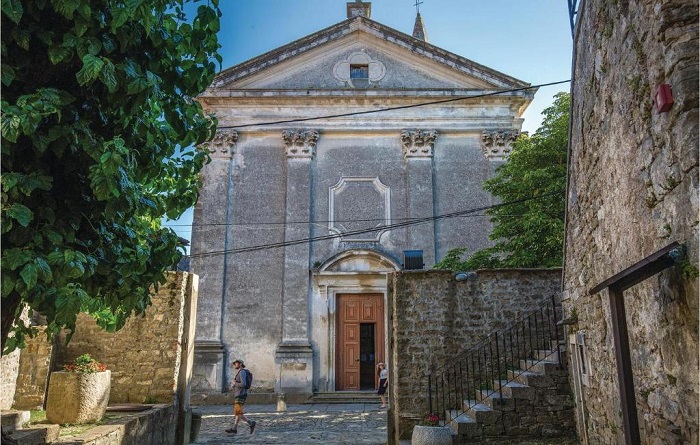 Nhà thờ giáo xứ Công giáo Sveti Vida là điều tốt nhất để làm ở thị trấn Groznjan